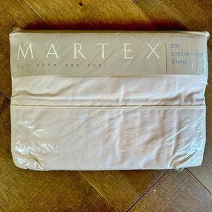 Martex full flat sheet 250 TC Cotton rich blend